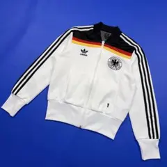 Item thumbnail for item 1a9f74e1-1f09-440d-be76-f49d26ccb7ee