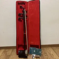 美品】 二胡 紅木 ニシキ蛇皮 本革 中国 民族楽器 ケース付き 付属品