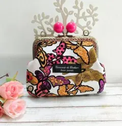 大きなあめ玉のロラライハリスのポーチ《蝶》