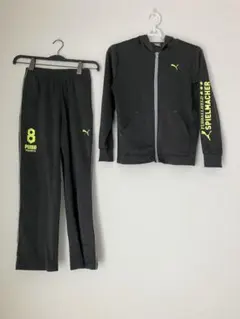 140サイズ　PUMA ジャージ上下セット