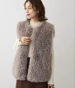 2025年最新】ファー ベスト ロングの人気アイテム - メルカリ