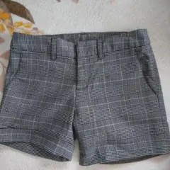 黒チェック柄ショートパンツ