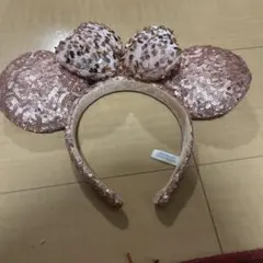 ディズニー　カチューシャ　ピンク　スパンコール