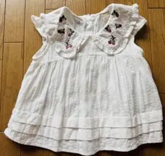 プティマイン♡petit main♡ いちご刺繍 ブラウス ノースリーブ110