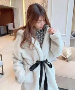 ミコアメリ ファーフードコート　ホワイト