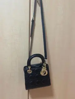 ショルダーバッグ ブラック