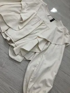 美品　ZARA★コットンブラウス