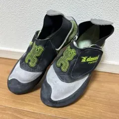 Item thumbnail for item 4682de03-a7fe-4dfc-99fb-8b59dc12a3eb