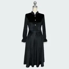マギカバザール　黒いベルベットひざ丈ワンピース　レース　パールボタン