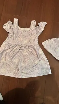 花柄ワンピース水着（帽子付き）