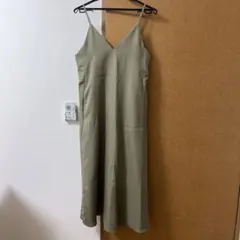 GU キャミワンピース　グリーン