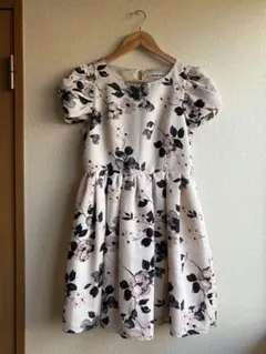 AUNTMARIE'S 花柄 半袖 ワンピースのサムネイル
