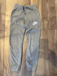 Nike グレー ジョガーパンツXS120-130