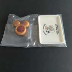 Disney Mickey Mouse Secret Mascotのサムネイル