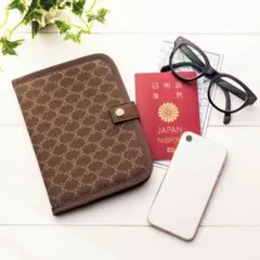 ロベルタ ディ カメリーノ 持ち物整理ケース