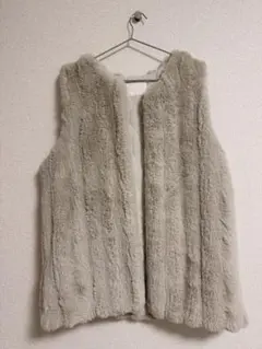 Chico グレー ファーベスト ノースリーブ