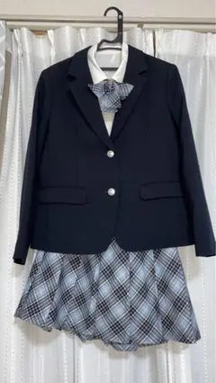 《新品未使用》cutie ribbon キューティリボン フォーマルスーツ 卒業