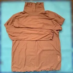 【お特‼️】GU シアーハイネックフリル 茶色・薄紫色 の2色セット