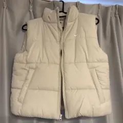 NIKE THERMA-FIT 中綿ベスト アイボリー Mのサムネイル