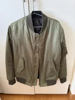 オリーブ MA-1 フライトジャケット　リバーシブル