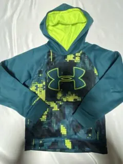 Under Armour 大きいロゴ　裏起毛　YSM