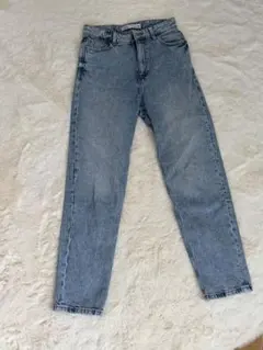 ZARA ライトブルーデニム