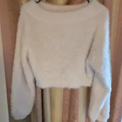 オフショルダー クロップド丈 セーター M ホワイト