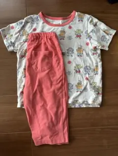 UNIQLO ファンターネ　パジャマ