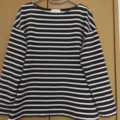 ユナイテッドアローズ　ボーダーカットソー　ゆったりシルエットのサムネイル