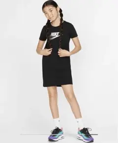 新品　NIKEナイキ　ワンピース　Tシャツ
