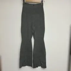 UNIQLO マメクロゴウチ 3Dリブフロントスリットリブ編み フレアパンツ