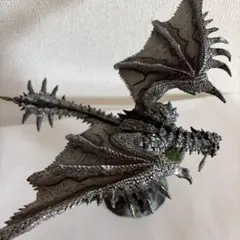 モンスターハンターリオレウス希少種 フィギュア CFB