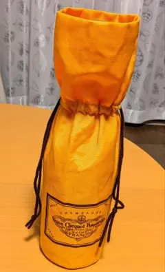 ヴーヴ・クリコ イエロー 保冷バッグ
