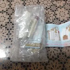 ポール&ジョー　ガチャ　コスメマスコットコレクション