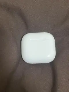 Apple AirPods4 充電ケースのサムネイル