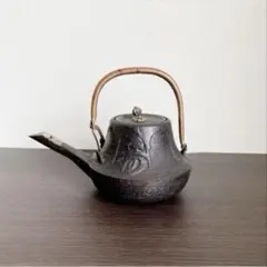 古鉄 鉄瓶銚子 桜文様 古道具 骨董 古美術 時代物 古鉄 鉄瓶銚子 桜文様 古道具 骨董 古美術 時代物 - メルカリ