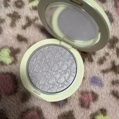 ディオールスキン　フォーエヴァークチュールルミナイザー　003 ライラックマニア