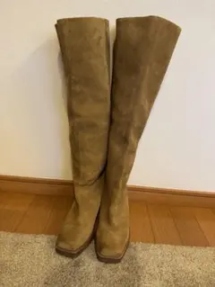 ZARA 新品ベージュ スエードロングブーツ36のサムネイル