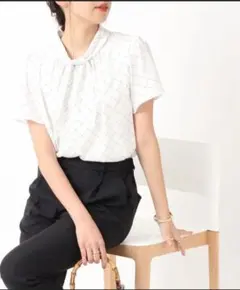 Item thumbnail for item 95eb874d-2acf-40dd-8f7a-d8c95433fd9d