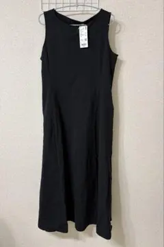 【新品】ユニクロ　エアリズム　ロングワンピース　ブラック　ノースリーブ　夏