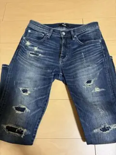 ダメージ加工ダークブルースキニーデニム