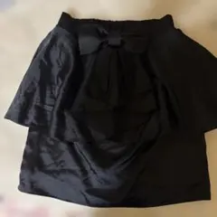 リボン付き黒スカート Fのサムネイル