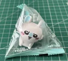 ちいかわ　インテリア ミニ フィギュア モモンガ①のサムネイル