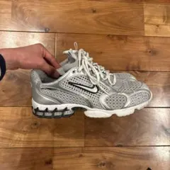 ナイキエアズーム スピリドンゲージ2 定価22499円