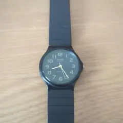CASIO MQ-24 アナログ腕時計 ブラックのサムネイル