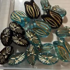 《青・黒》アンティーク　アクリルビーズ②　おすそ分け　まとめ売り　花　フラワー