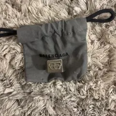 週末限定お値下げ！BALENCIAGA ゴールド フープピアス ミニサイズ