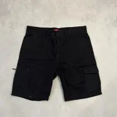 GUESS ブラック カーゴショートパンツ