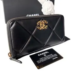 極美品✨️付属品完備✨CHANEL✨シャネル✨19✨マトラッセ✨ラウンド✨長財布✨のサムネイル