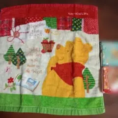 くまのプーさんハンドタオル